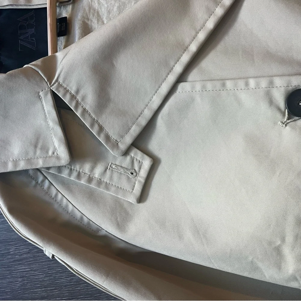 Zara Beige Cropped Trench Coat, worn once almost new - Picture 4 of 5